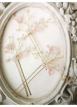 Нежни фуркети за украса на коса с кристали Сваровски в розово модел Soft Pink Flowers by Rosie